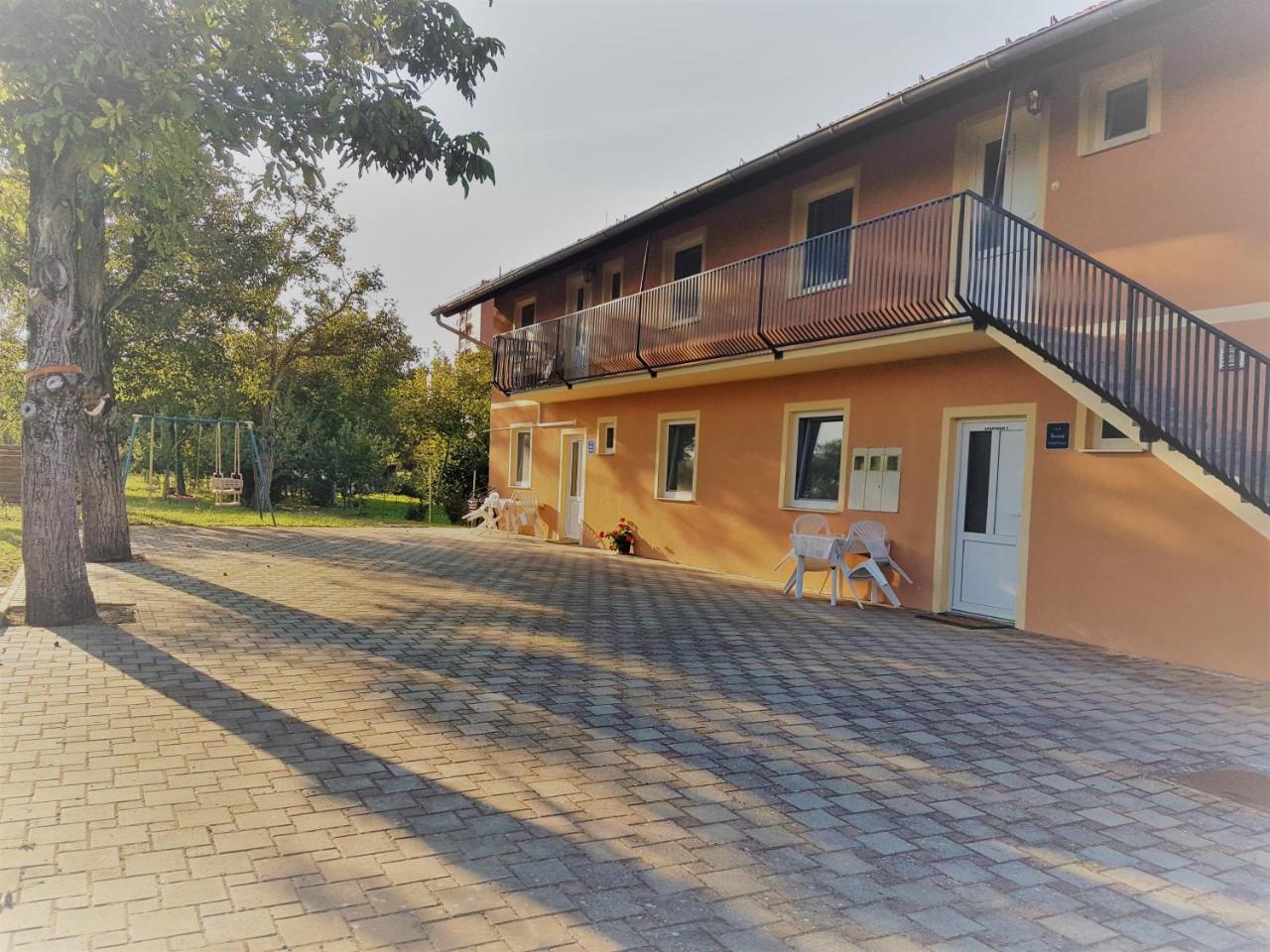 Apartments Martina Ösek Dış mekan fotoğraf