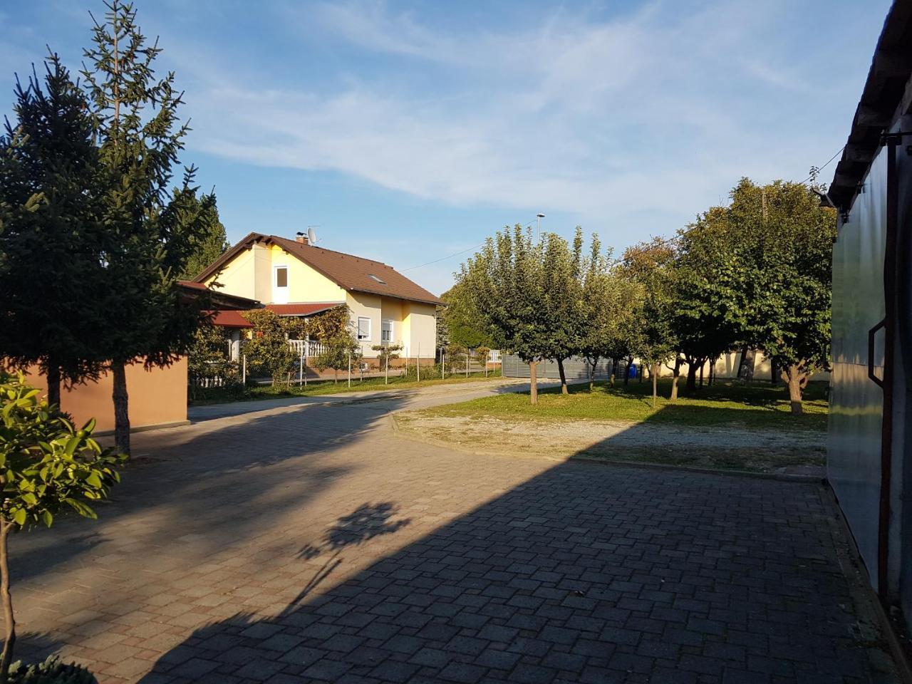 Apartments Martina Ösek Dış mekan fotoğraf