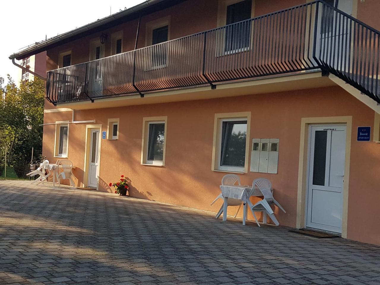 Apartments Martina Ösek Dış mekan fotoğraf